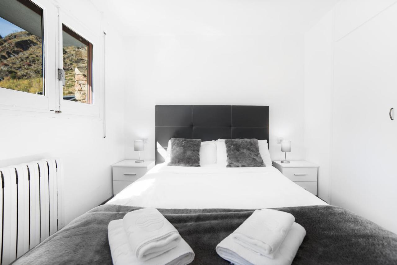 Apartaments Riu D'Инклес Екстериор снимка
