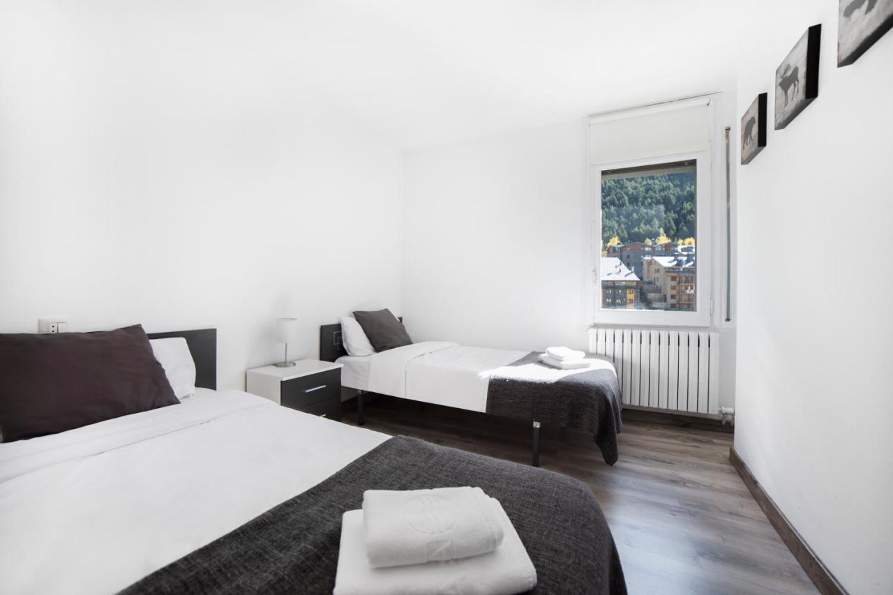 Apartaments Riu D'Инклес Екстериор снимка